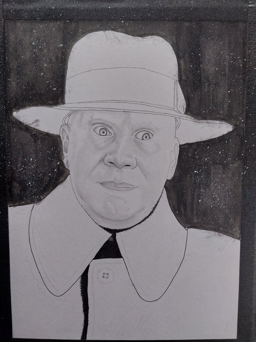 The shading is done. Now onto inking. 

#art #horror365challenge #Horrorfam #fredarmisen #unclefester #addamsfamily #artmoots