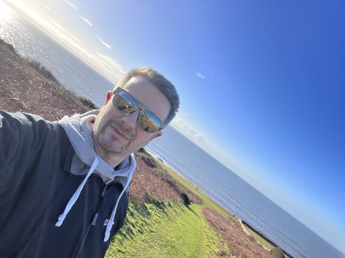 daibennett's tweet image. Down “The Deeps” with the dog and then a Lime and Soda at the boozer. 
Stupid #DryJanuary