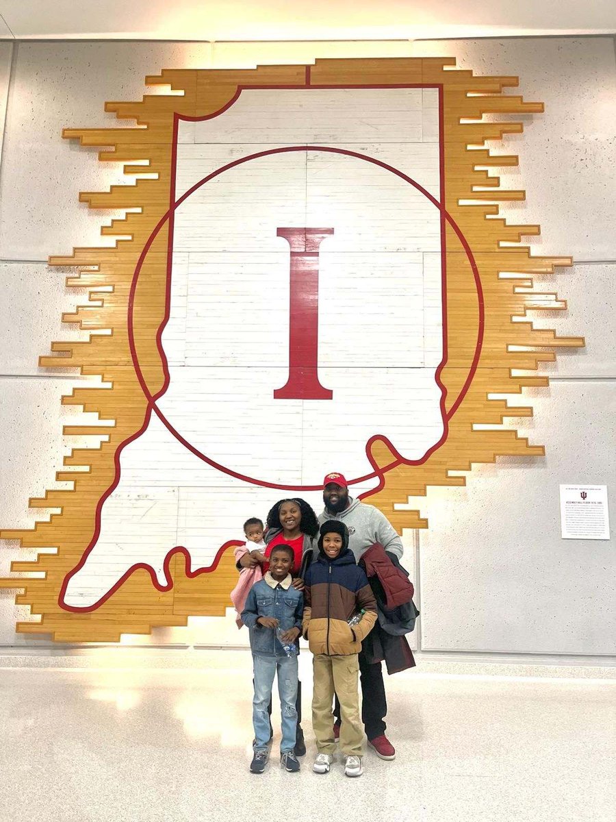 dc_eleathletics's tweet image. Thank you @mann_rick and Mann Law for the IU Womens Basketball tickets! Elementary Basketball Coach Wilson and his family had a great time! @DCHS_Athletics #decaturproud