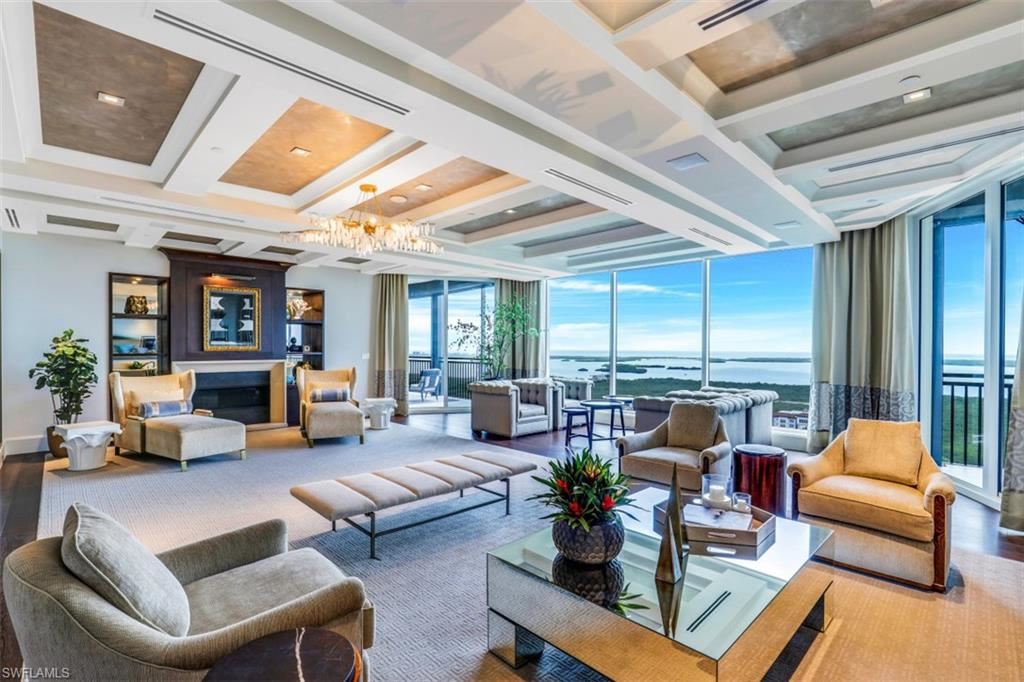 Welcome to this Unparalleled Custom #Penthouse. #Fullyfurnished with every detail incorporated into over 6600 sqft of #customized #luxuryliving space. 

-#BonitaSprings #Florida
-4 Beds, 7 Baths
-6,630 Sqft

Lisa Perry | 1-800-386-1554 | bit.ly/41NB03p