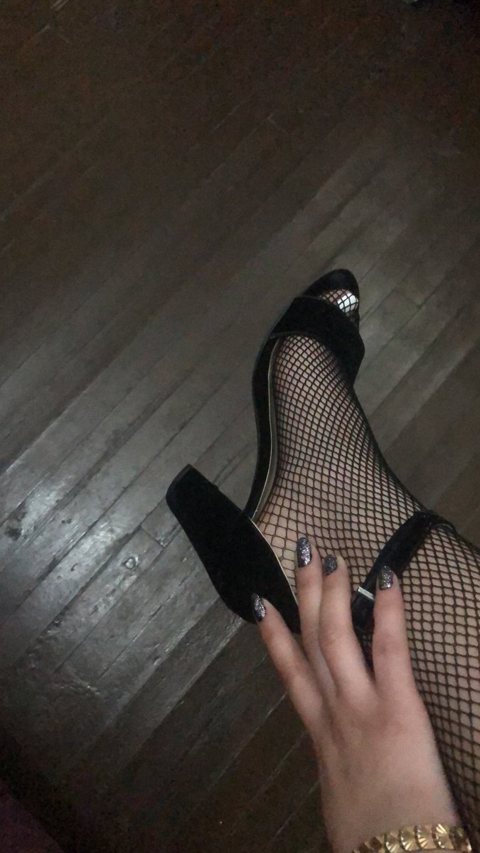 belsn98's tweet photo. Sanal Seans isteyen var mı
#finansalköle #finansalkole #finansaldestek #maddidestek #maddiyardım #maddidestek #finansal #para #maddi #seksting #sugardady #seans https://t.co/Jc34lSWBEb