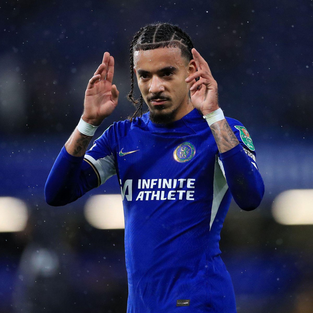 CFCNewsReport's tweet image. 🚨❗No Chelsea player has assisted more goals across all competitions at Stamford Bridge this season than Malo Gusto (4) #CFC 

[@footballontnt]