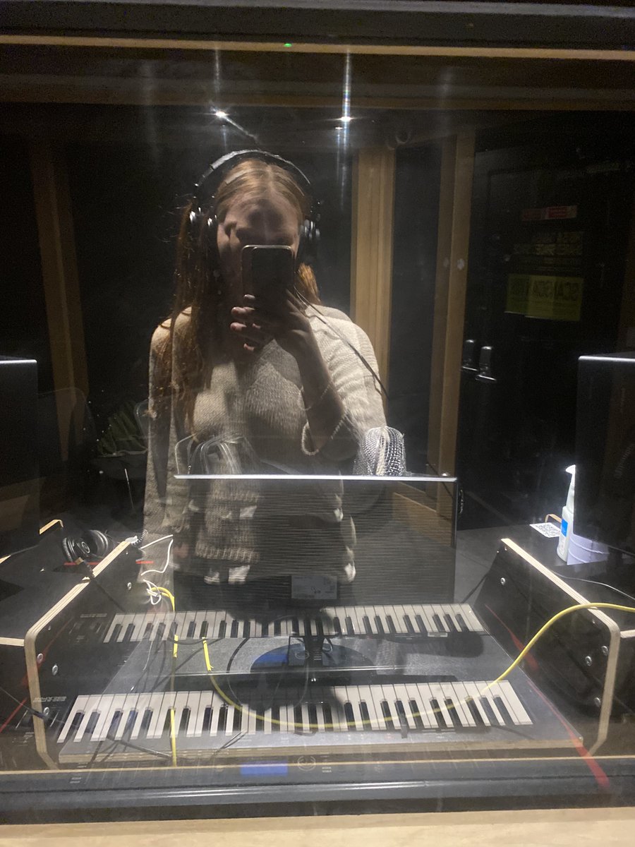 Robyn Elliot tweet media