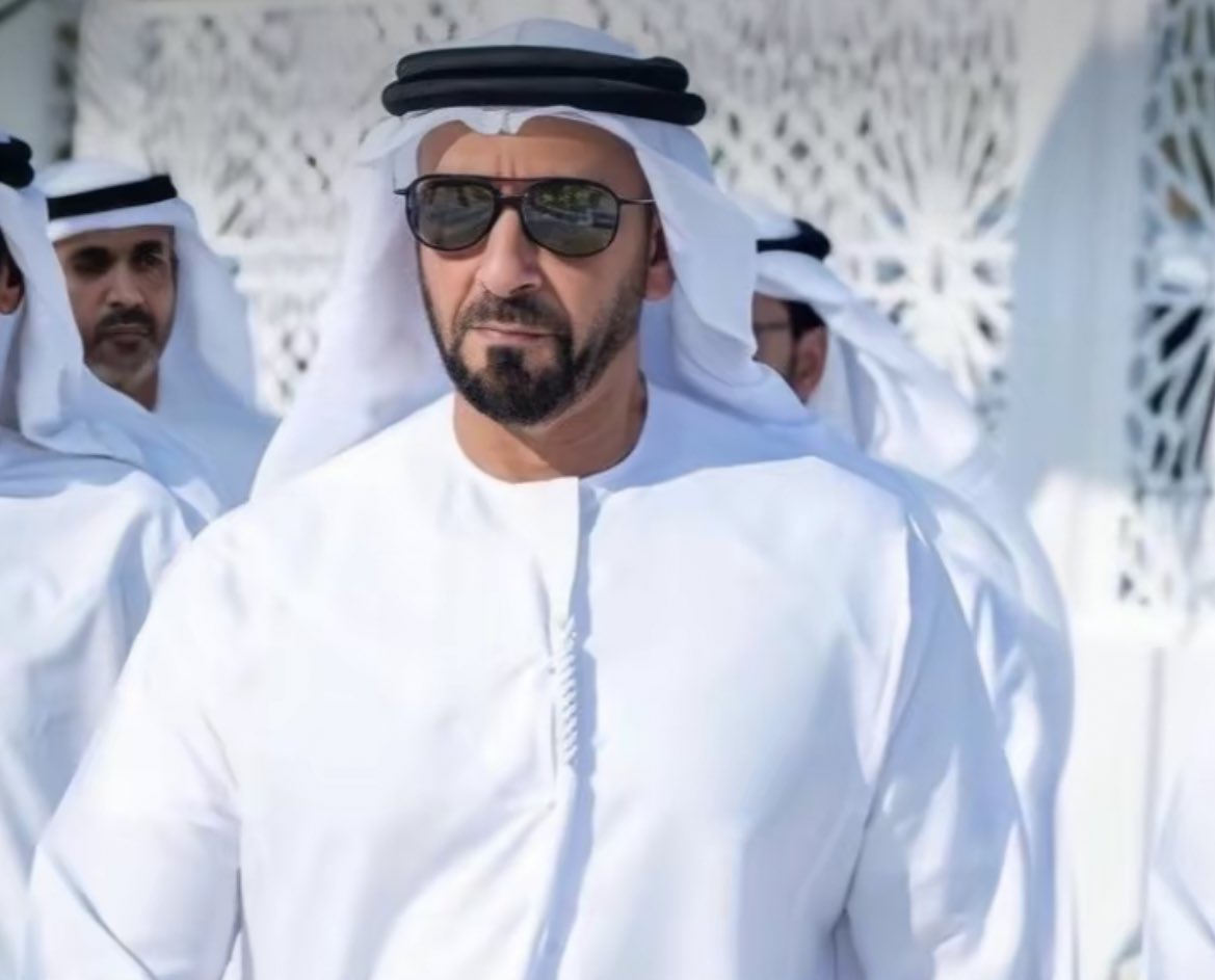 gang_uae's tweet photo. 🔴 وزير الداخلية/ الشيخ سيف بن زايد آل نهيان :

• اُحذر كل من تسول له نفسه العبث بأمن #الامارات والمساس بأمنها والناس فيها ومن المؤكد بأنه سيجد عقابا رادعًا

أحذروا من سيوفٍ صقلهآ زايد ⚔️🇦🇪 https://t.co/LepUbJDlr5