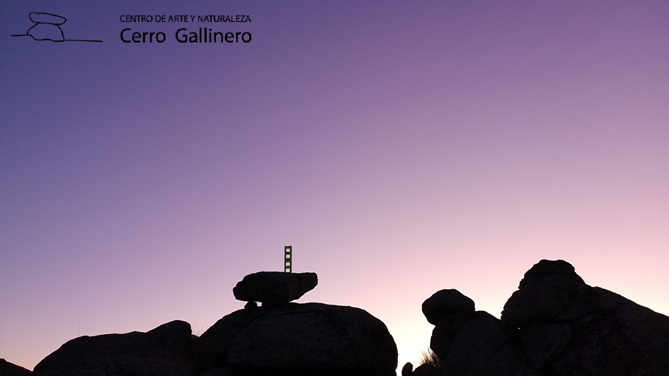 La conexión entre arte y educación cobra vida en el Cerro Gallinero. Imagina a estudiantes explorando, aprendiendo y creando en este entorno inspirador. 📚🖌️ #EducaciónArteNaturaleza #CerroGallinero cerrogallinero.com" #hoyocasero #ávila #gredos #cyl #spain #museo #efimero