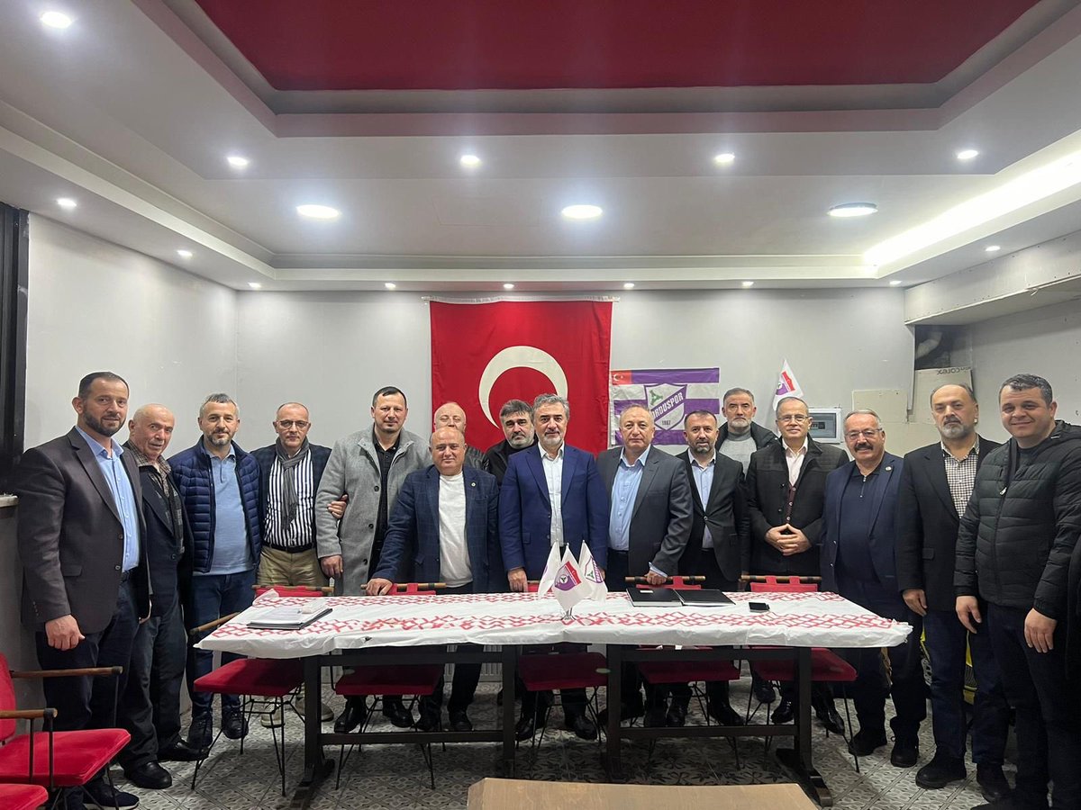 mhamarat52's tweet photo. Kurucular Kurulu üyesi olduğum merkezi İstanbul'da bulunan Ordusporlular Derneği'nin genel kuruluna katılım sağladık.

Yeniden Başkanlığa seçilen Mehmet Yılmaz başkanımıza ve yönetimine başarılar diliyorum. https://t.co/T2pELd3VKP