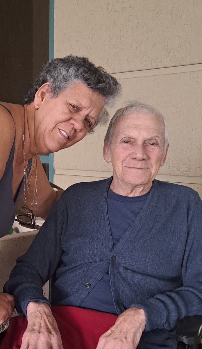 HOY FUI A VER A MI GRAN AMIGO, NELSON RODRIGUEZ DIEGUEZ, EL PRESO QUE MÁS INFORMACIÓN RECAUDÓ DE LAS MUJERES QUE FUERON ENCARCELADAS EN CUBA. ME RECONOCIÓ, COMO CASI SIEMPRE.. UN HÉROE QUE MUCHOS NO CONOCEN PORQUE NO LES IMPORTA LA CAUSA DE CUBA. TE QUIERO, NELSON!