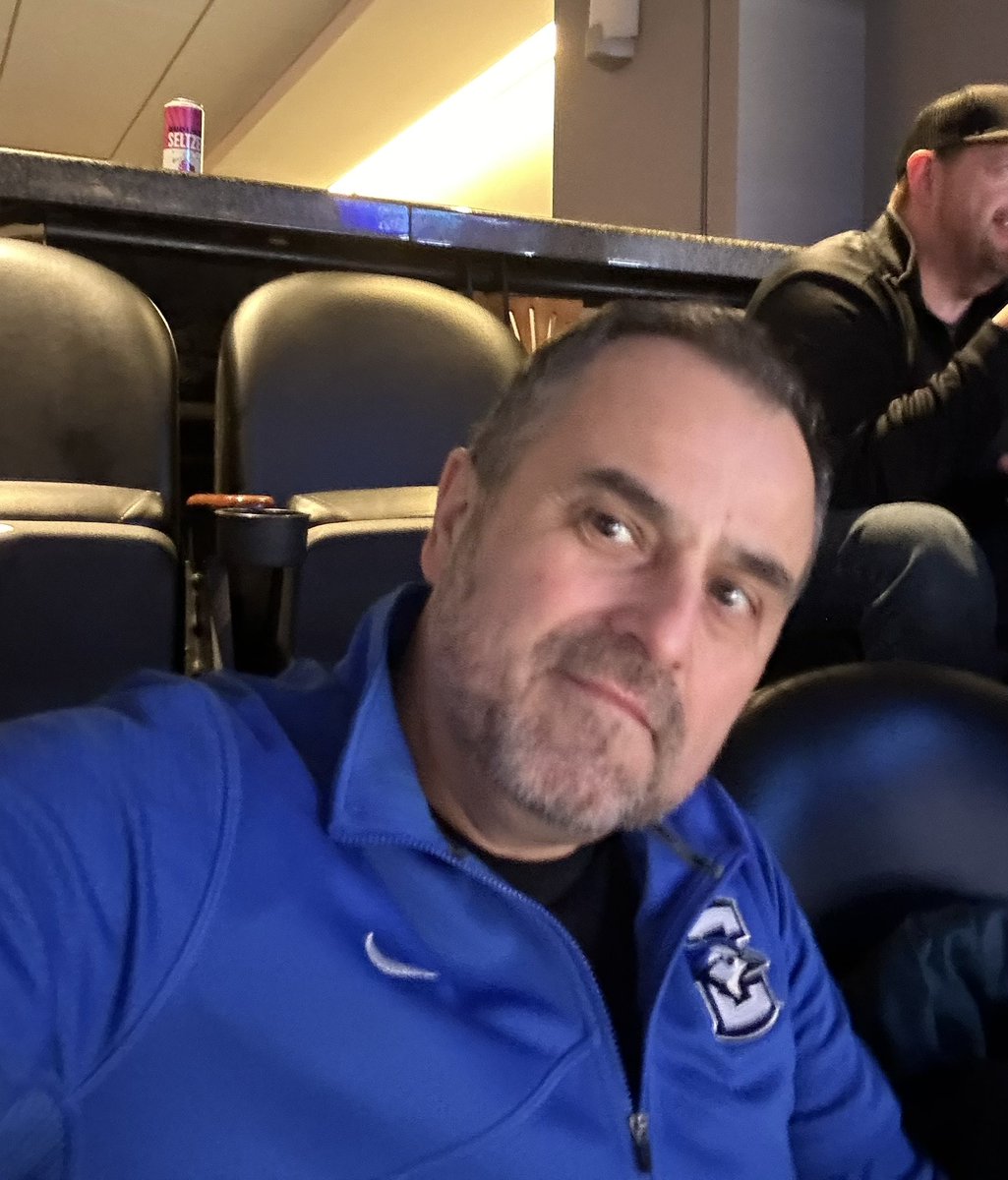 MikeAgs_'s tweet photo. #gojays ….wife home sick :( 
@KrissyAgs https://t.co/UtpgsgAmSJ
