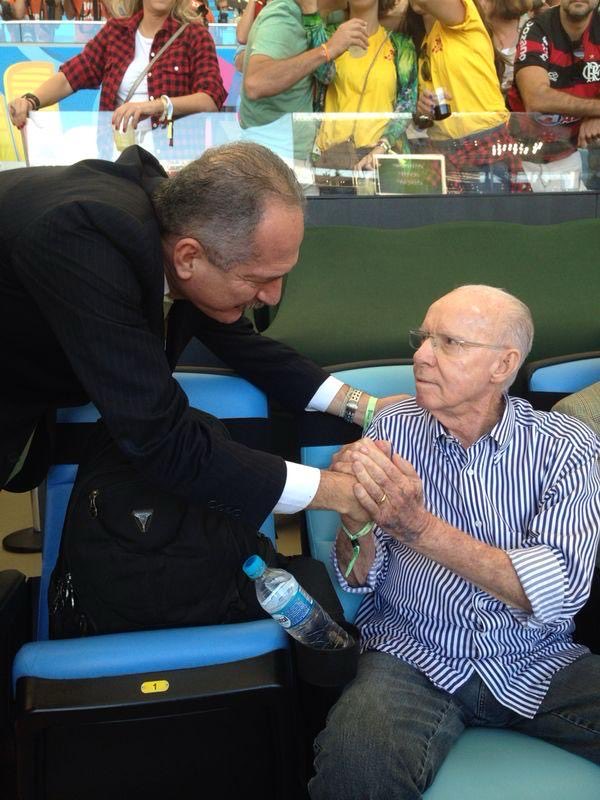 Viva o Grande Brasileiro!
Viva Mário Jorge Lobo Zagallo!