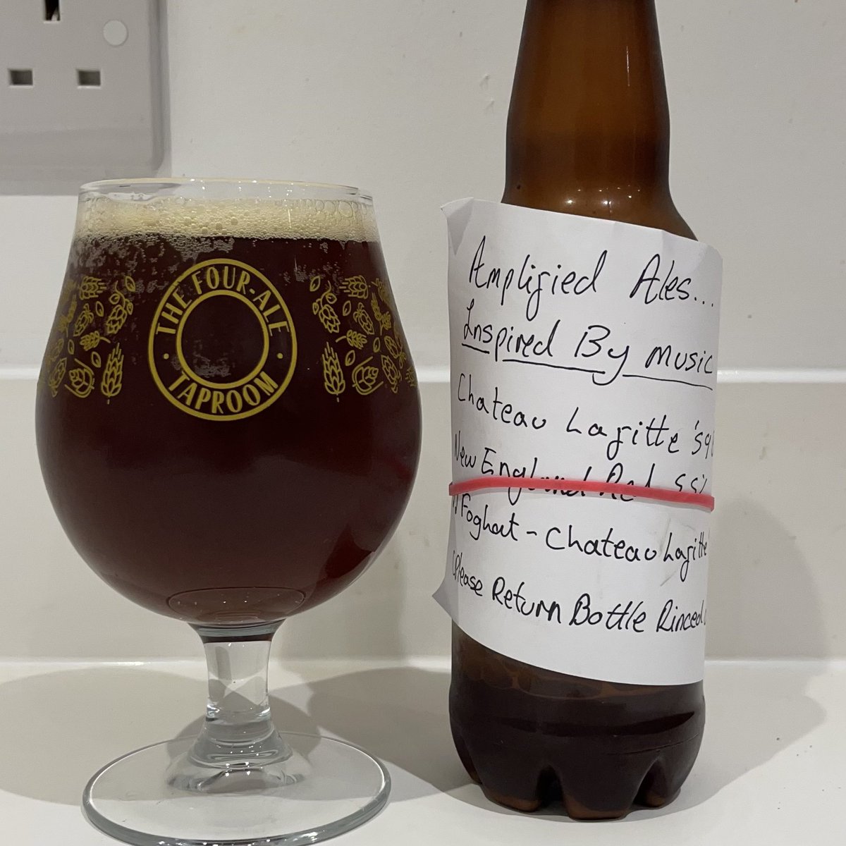 Thanks to Josh at <a href="/BestCaskBeer/">Best Cask Ltd</a> for this little home brew sample, just what Saturday night needed