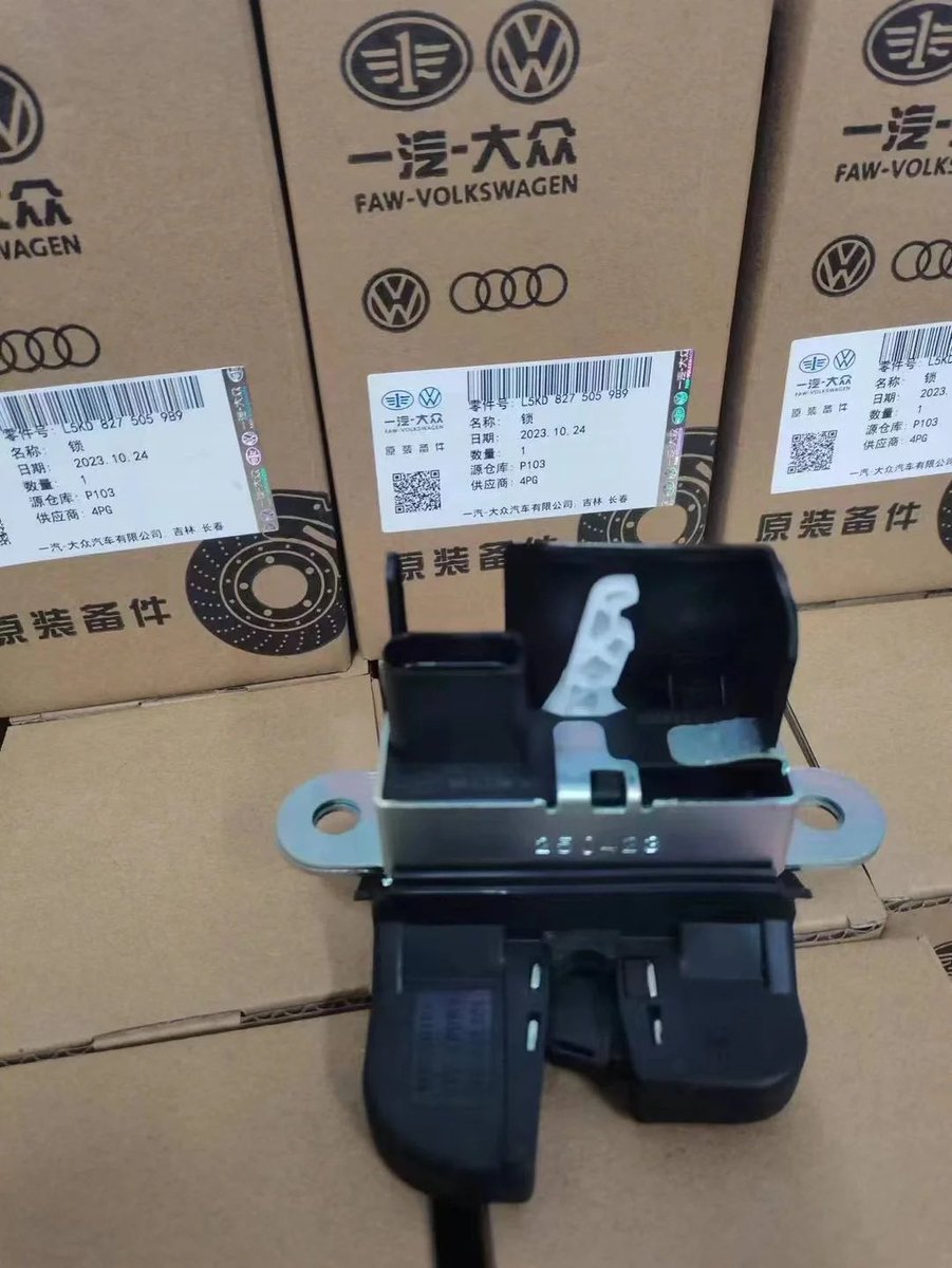 ds184104694's tweet photo. Secure Your Journey with Top-Quality Trunk Locks for Volkswagen Models! We specialize in providing premium automotive parts, extending a warm invitation to collaborate. Explore a diverse range of high-quality components for various brands. 🚗🔒 #AutoParts #CollaborateWithUs https://t.co/kAOFJU21wD
