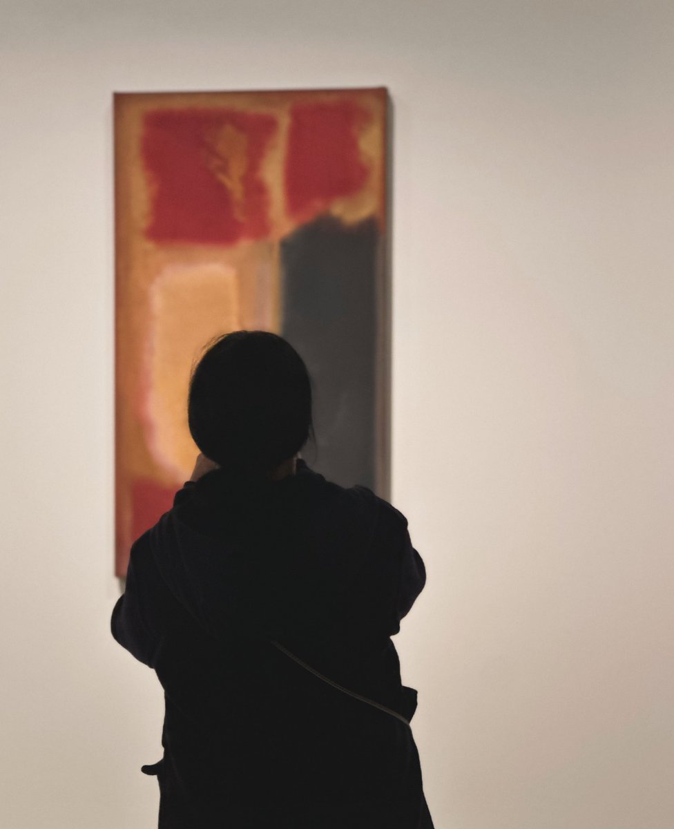 Mark Rothko exhibition at the Louis Vuitton Foundation in Paris this afternoon was enrapturing. A reminder of what a monumentally progressive master of colour and light he was.