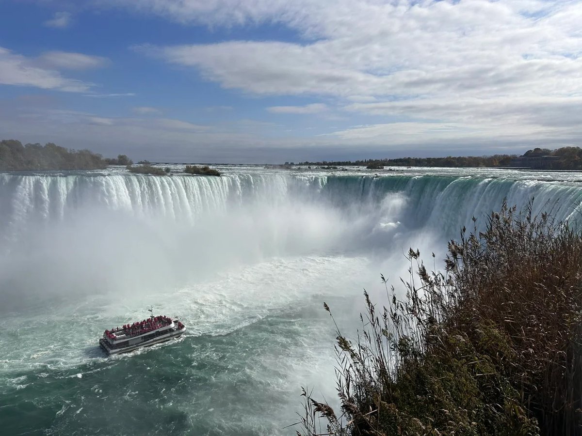 sinem_seven's tweet photo. I visited Niagara Falls on my weekend🌊🌈 https://t.co/AtbppDbl8M