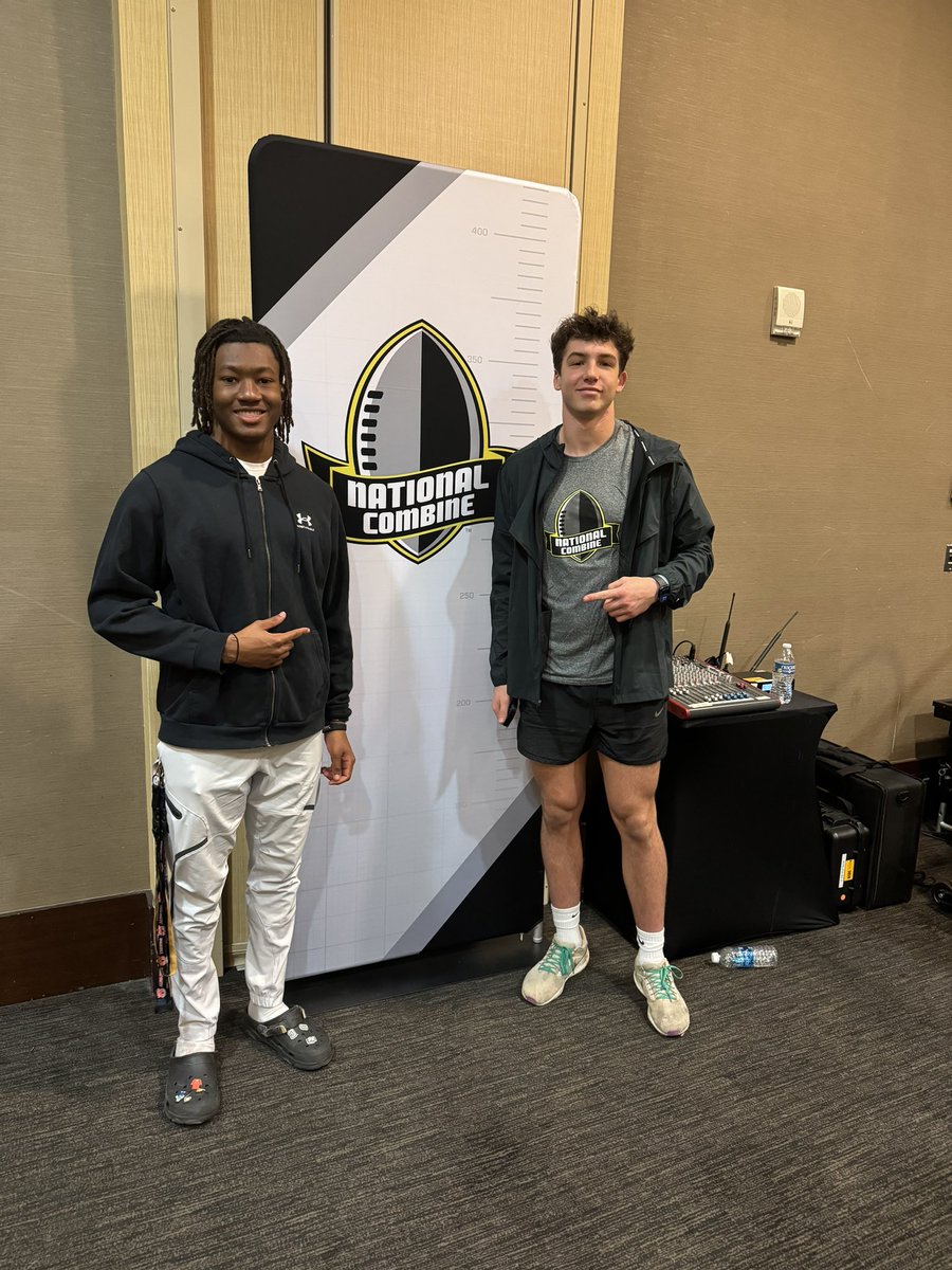 AjaBradford2026's tweet image. I am grateful for opportunity to compete with the best #football players of 2026 class. #AllAmericanBowl 🇺🇸#AABCO2ON4TION🏈 Best of luck next season guys!
@KeiHenderson1 @georgeduggins21 @ArinWarner 
Special thanks to
@SCSharkFootball @AABonNBC @Jalil_Johnson21 @Zinn68 @bbell__
