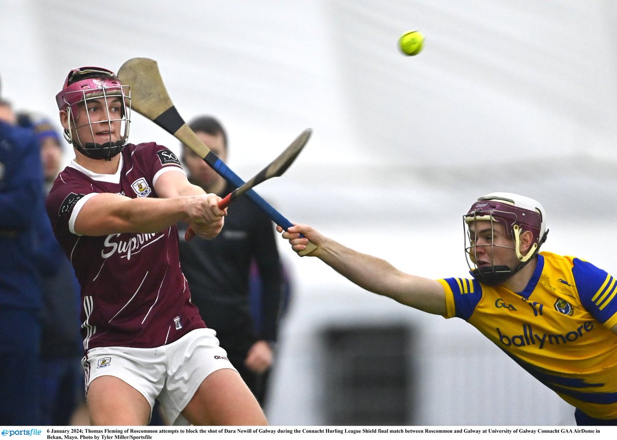Connacht Junior Hurling League Shield Champions 🏆

Well done to Declan Molloy, team Management and the squad💪

#gaillimhabú