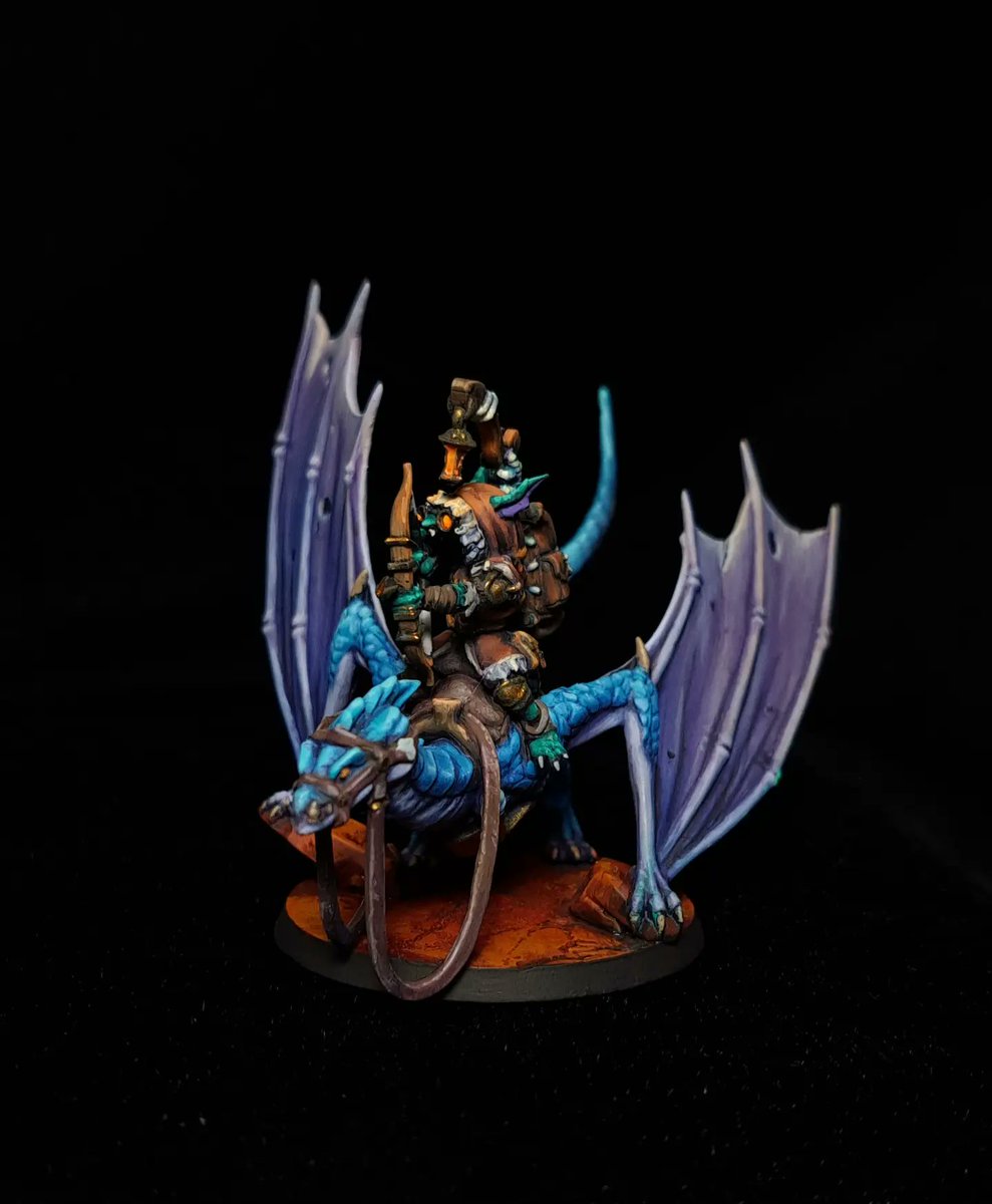 Finished and listed on ebay.
#dungeonsanddragons #tabletopgames #paintedminiatures #dragons #kobold #dandd