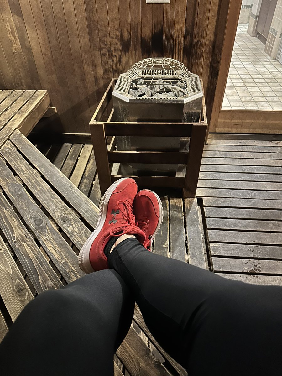 MosesMosley's tweet photo. My health is an investment - not an expense. It wasn’t until I realized that things began to change. #EightyPoundsDown #OnePercentBetter #SixDaysAWeek https://t.co/SE84Dwnw27