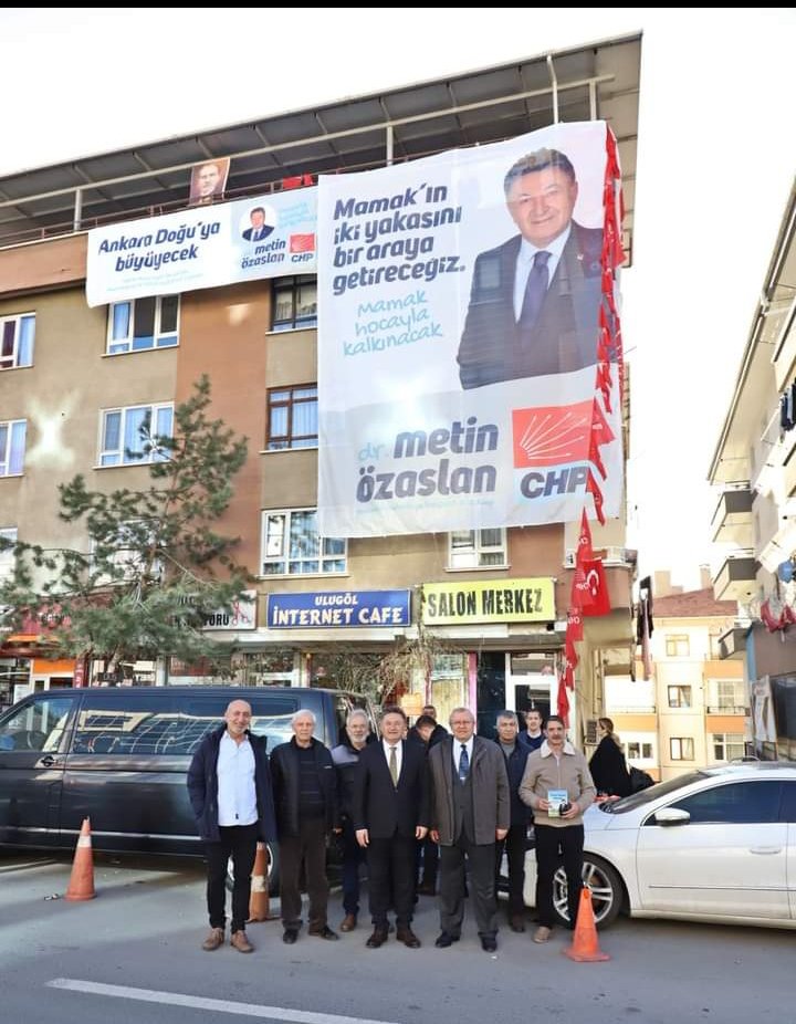 Mamak'ta evlerinin, işyerlerinin balkonlarında, duvarlarında, pencerelerinde bizi misafir ederek onurlandıran yüce gönüllü Mamaklı hemşerilerime yürekten teşekkür ediyorum...