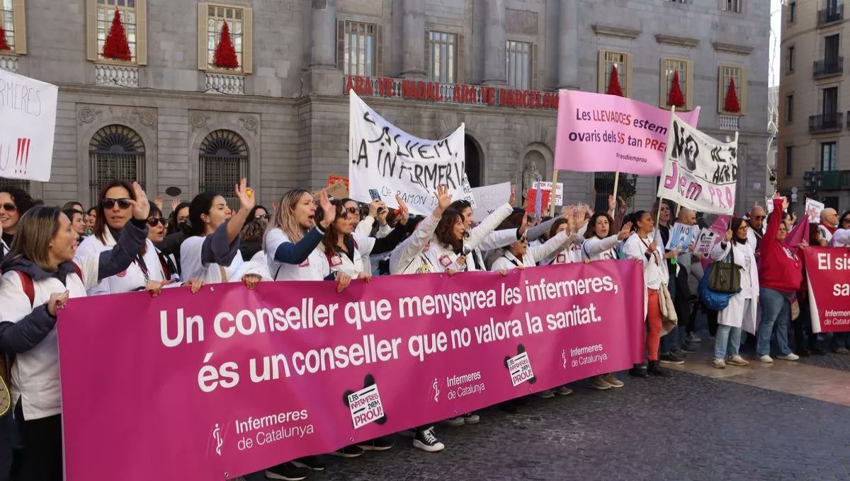 InfoPuebloPRT's tweet photo. 🌎 C.A. de #Cataluña - #Reino de #España 06/01/140 D. de #Marx 🌍
Los/as Trabajadoras técnicas sanitarias realizarán una #HUELGA por #TiempoIndefinido desde el 8 de #Enero exigiendo #AumentoSalarial
#PRT #InfoPuebloPRT
#SalariosDignos
#LuchaDeClases 
#Asamblea
#Autoconvocatoria https://t.co/J8FJGOwxO2