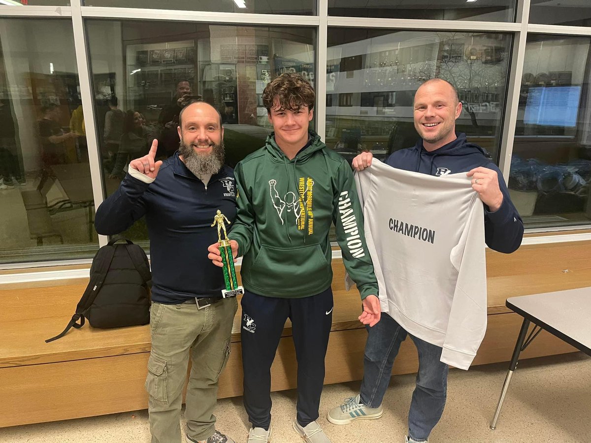 Congratulation’s to Frankie Shaw and our Wrestling coaches on winning first place in the 170lb weight class at the Jamie Mormile Invitational today.