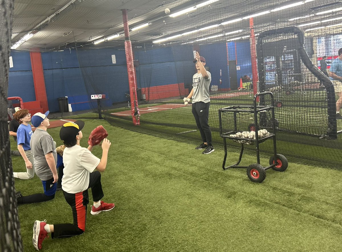 Play Ball Baseball Softball Academy tweet media