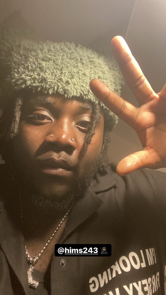 Le plus beaux <a href="/HIMS8848/">HIM$</a>