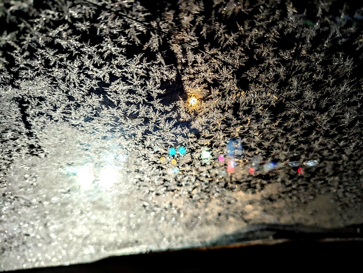 Timnesss's tweet photo. Not only did I take this pic while driving but I also drove like this with the ice on my windshield. Worth it though. #photography #ColdIce #videography #Google #Pixel7pro https://t.co/6IGZ5GaTVN