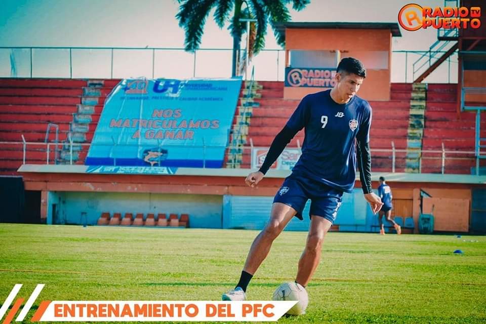 Ansony Frías marca el segundo gol y empate hasta ese momento en partido amistoso de pretemporada, donde el Punta Arenas cae 3-2 ante el AD Liberia.