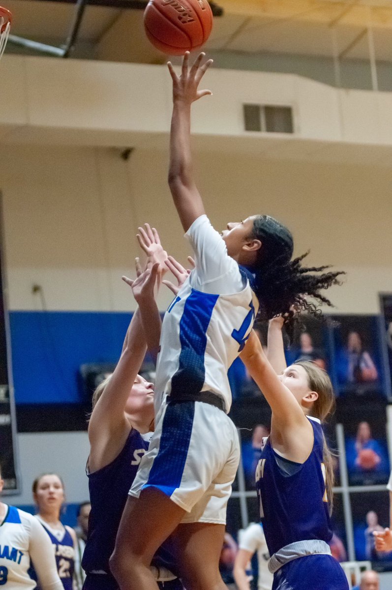 alani_owens's tweet image. I have my moments, but consistency is the goal.  #puttinginwork #Grinding #GodsPlan