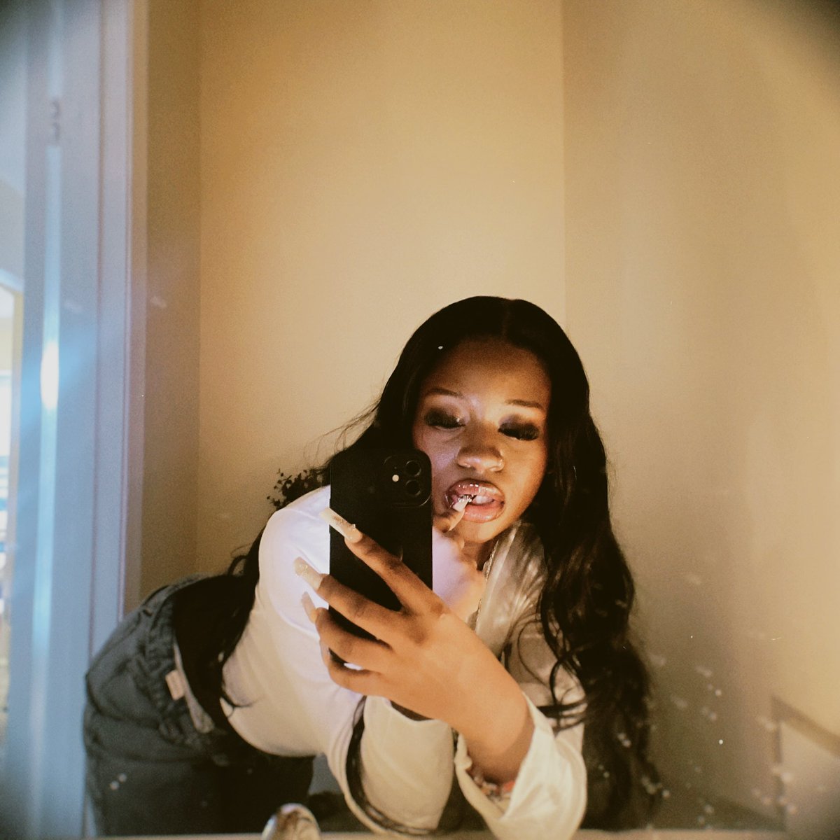 Khaaay_____'s tweet photo. Feeling sexy https://t.co/BKjgBtDxIp