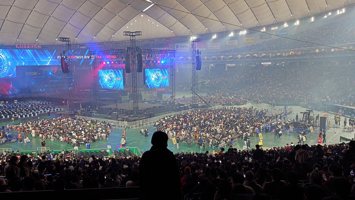 mochi_mooo's tweet photo. 無事に現地入れました https://t.co/erPNaG0Xw4