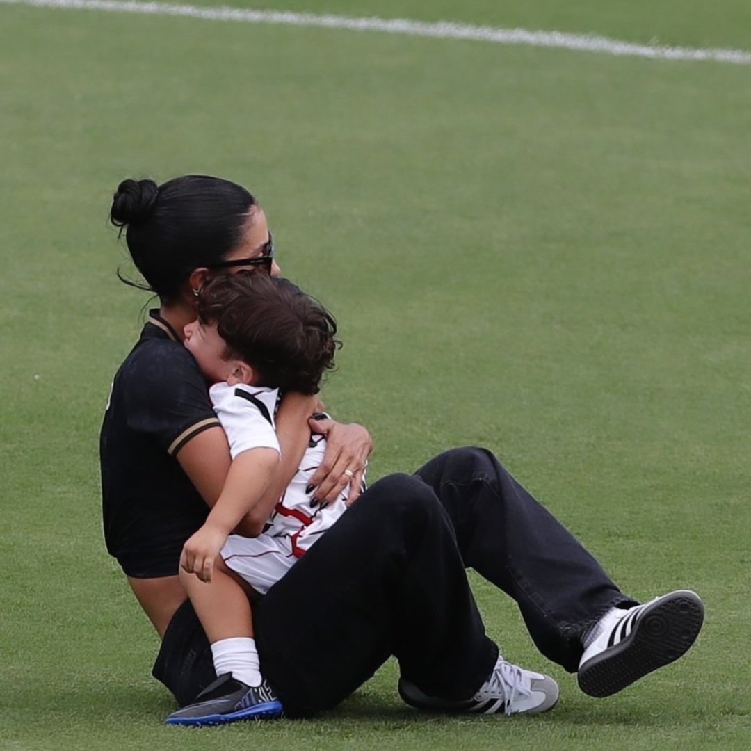 meldomengo's tweet photo. eu não tô sabendo lidar com isso 🥺🥺 https://t.co/zdcc9HInvU