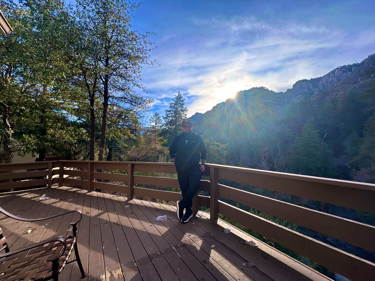 sharonmdennisv's tweet photo. #Sedona 🌲 https://t.co/7o9wwksVCR