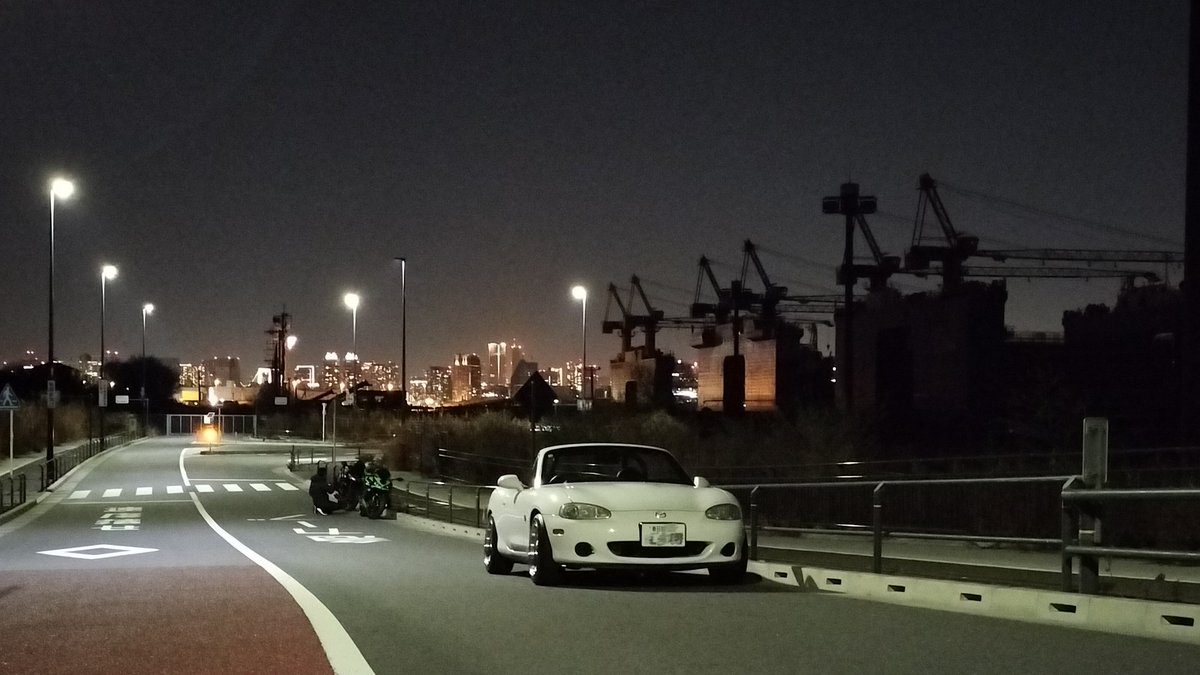 HiChibig's tweet photo. 昨日は旧���と2台で
都内を夜ツーリング https://t.co/w1xNPFVbnQ
