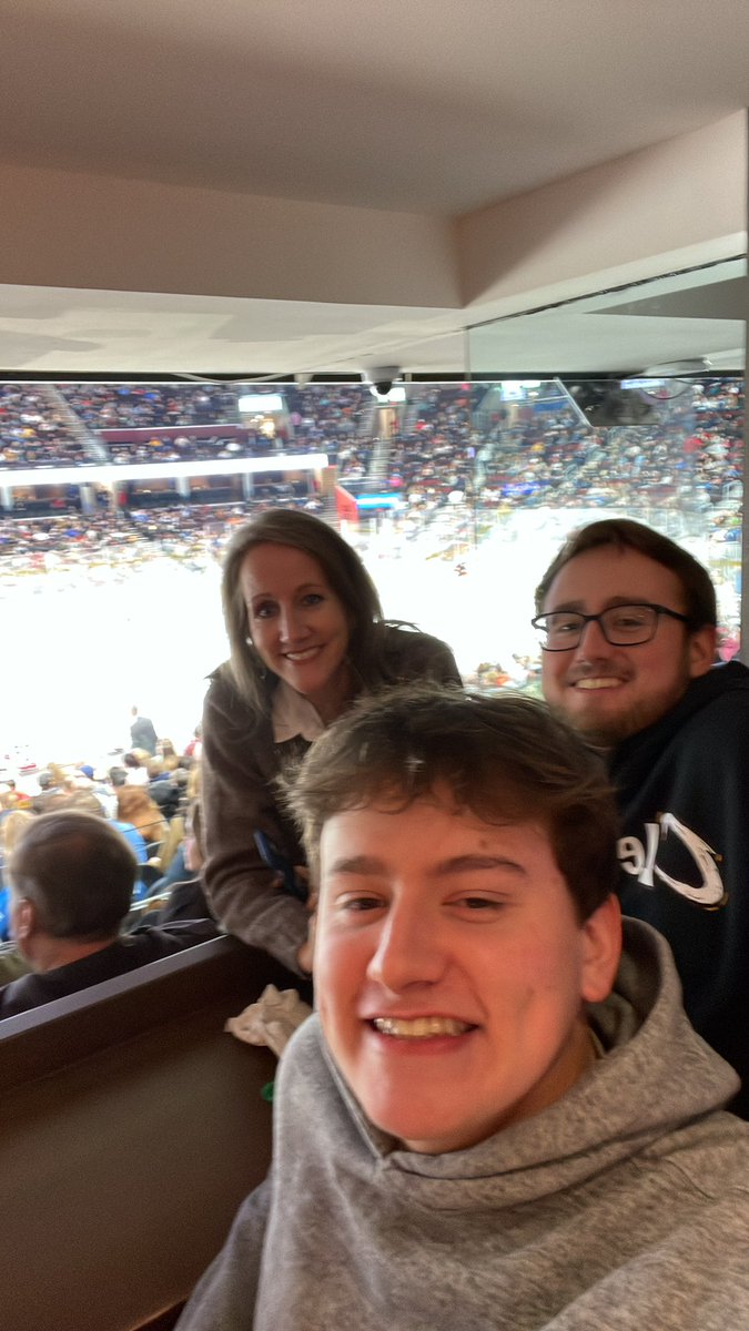 log_kobe's tweet photo. #fearthedepths @monstershockey https://t.co/rpCLyTSyfT