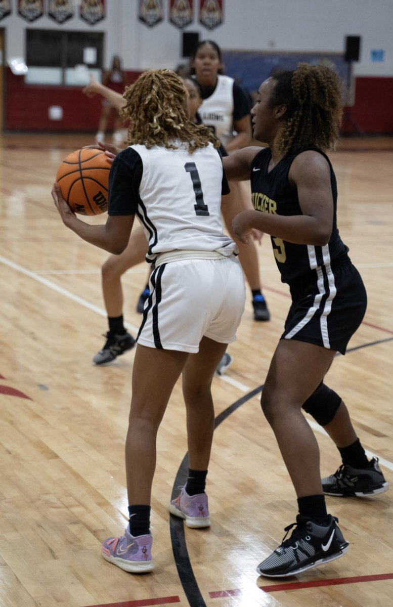 Great team win last night to start 2024. Proud to continue lead on the defensive end with 6 rebounds and 3 steals. ⁦⁦<a href="/mikemillsnc/">Mike Mills WBB College Recruiting</a>⁩