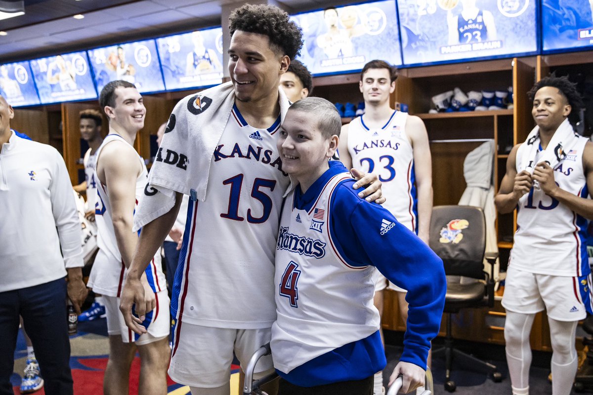 KUHoops's tweet photo. family 🫶

#RockChalk x @GoTeamIMPACT https://t.co/g6Tq1CU92u