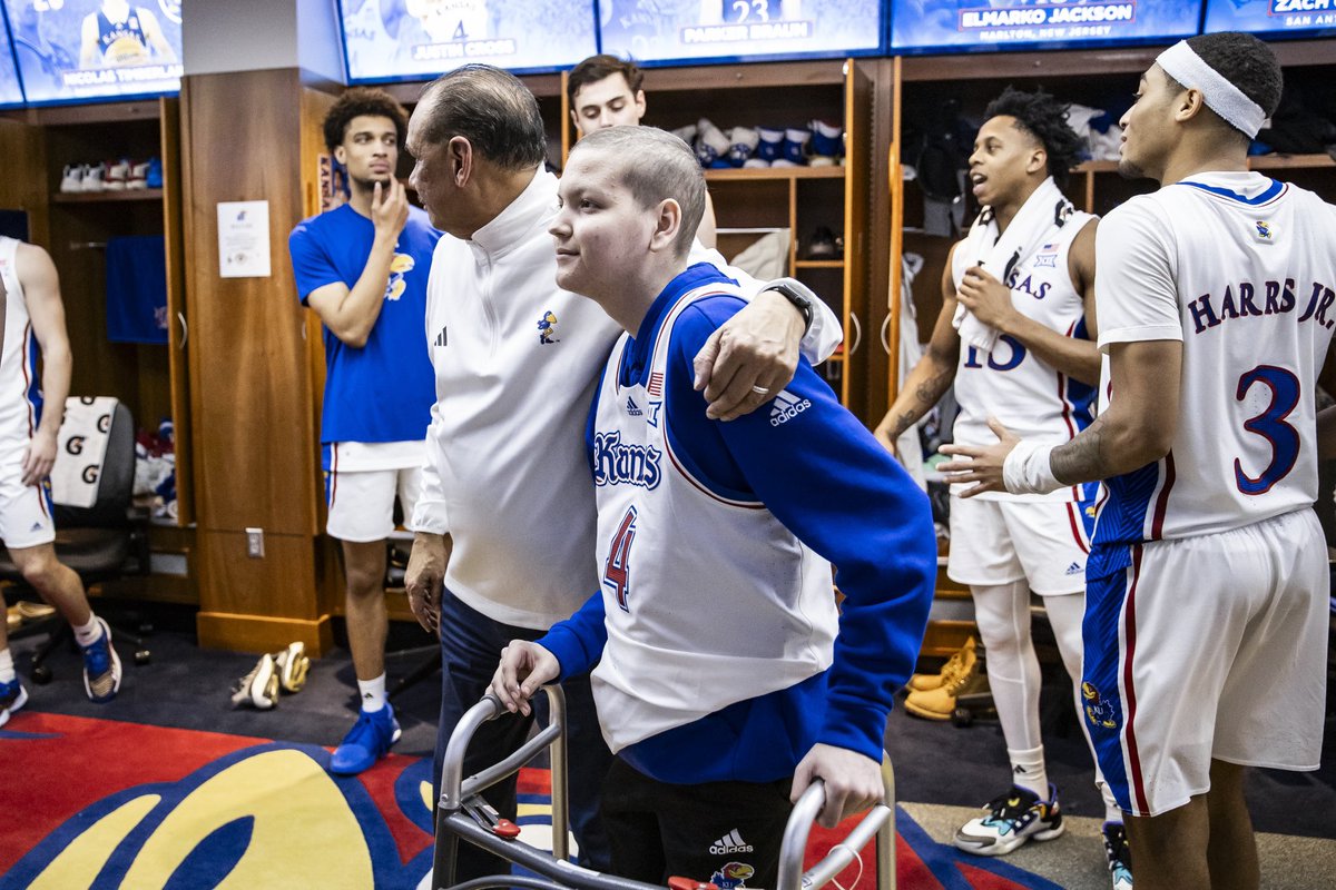 KUHoops's tweet photo. family 🫶

#RockChalk x @GoTeamIMPACT https://t.co/g6Tq1CU92u
