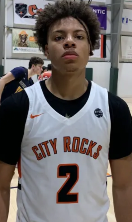 TheCityRocks's tweet photo. Wagner Sophomore Guard Julian Brown had a career high 19 points, 3 rebounds, and 3 assists in the win over St. Francis

#CRFam 🟠 https://t.co/Ejefa00CWs