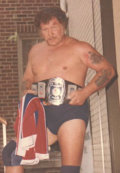 Wrestle40's tweet photo. 🏆 Harley Race defeated David Von Erich at 16:01 to win the Missouri Heavyweight Championship tonight on a co-promoted @NWA St. Louis/Central States show at the Kiel Auditorium in St. Louis, MO! #AndNEW #OnThisDay #SLWC #CSW https://t.co/ThLeeg1uby
