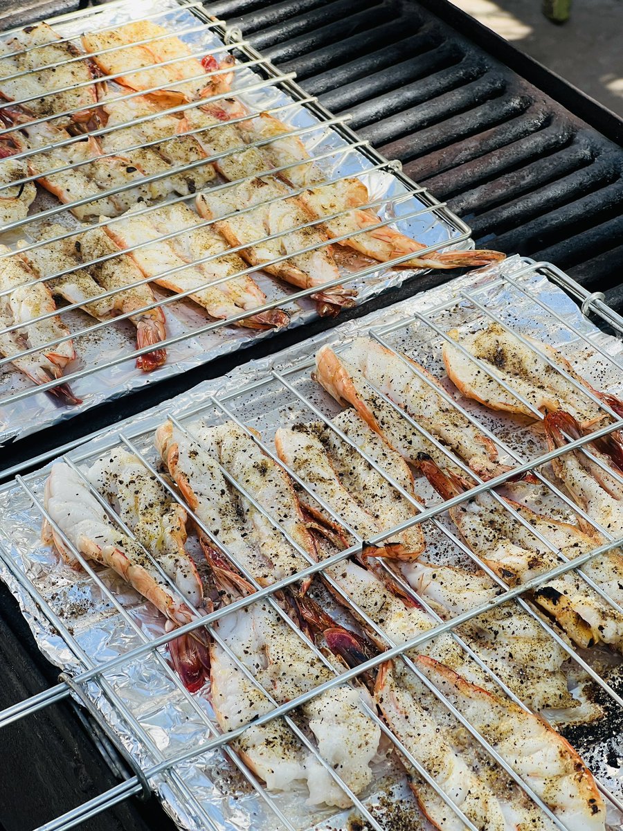manuleone's tweet photo. Prawn land https://t.co/PNwKOTH5oJ
