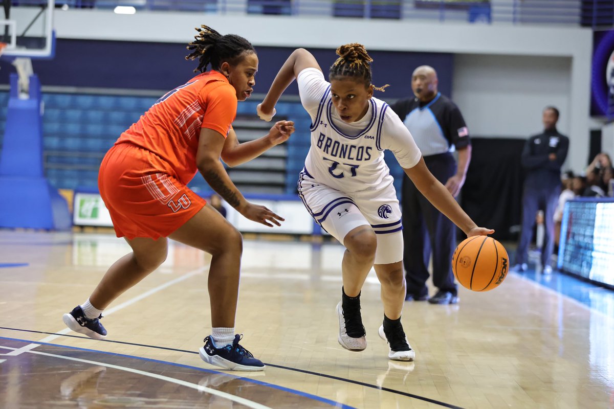FSUBroncos's tweet photo. Incredible victory alert! Fayetteville State University’s Women’s Basketball team secured a stunning win against Lincoln University in overtime 71-68! https://t.co/wn7LOehF4t