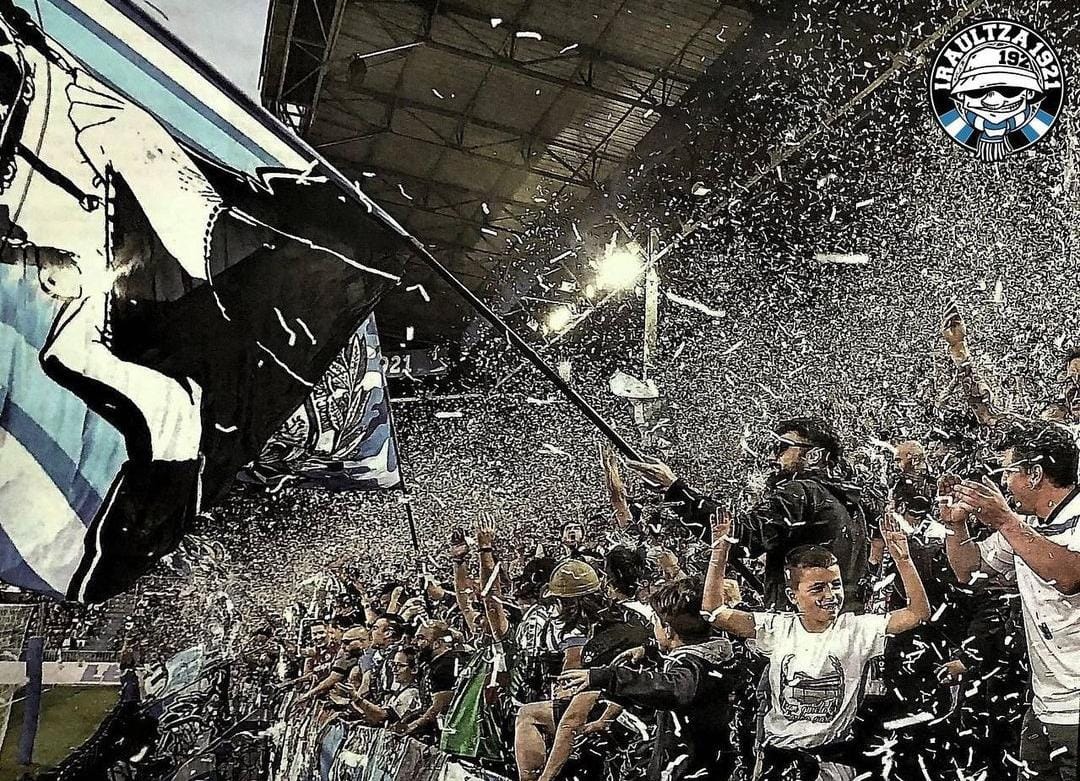 Iraultza1921's tweet photo. Lo que queréis. Lo que queremos. 

Nahi duzuena. Nahi duguna

#gauregungofutbolariez https://t.co/z2evKRmOjJ