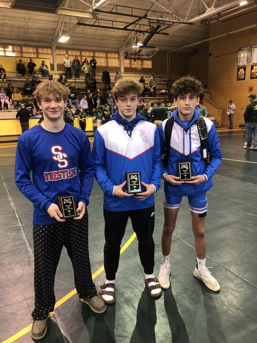 HS Rebel wrestlers finish 3-2 as a team at the Forest Park Invitational. 

Rebels also had 3 Individual Weight Class Chanpions. Blaine Mead, Eli Rogers and Jude Small!

Let’s Go Rebels!!!🔵⚪️💪🤼‍♂️