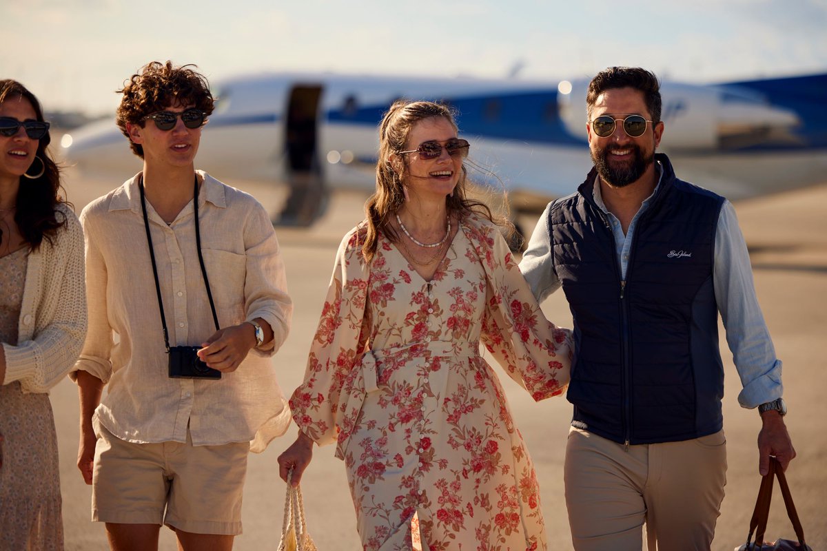 We understand that you trust us with something so important—your loved ones! Rest assured, we take this responsibility seriously. Our crews undergo intense training to ensure the safety and comfort of every flight to get you to final destination... Paradise. 

#luxurytravel