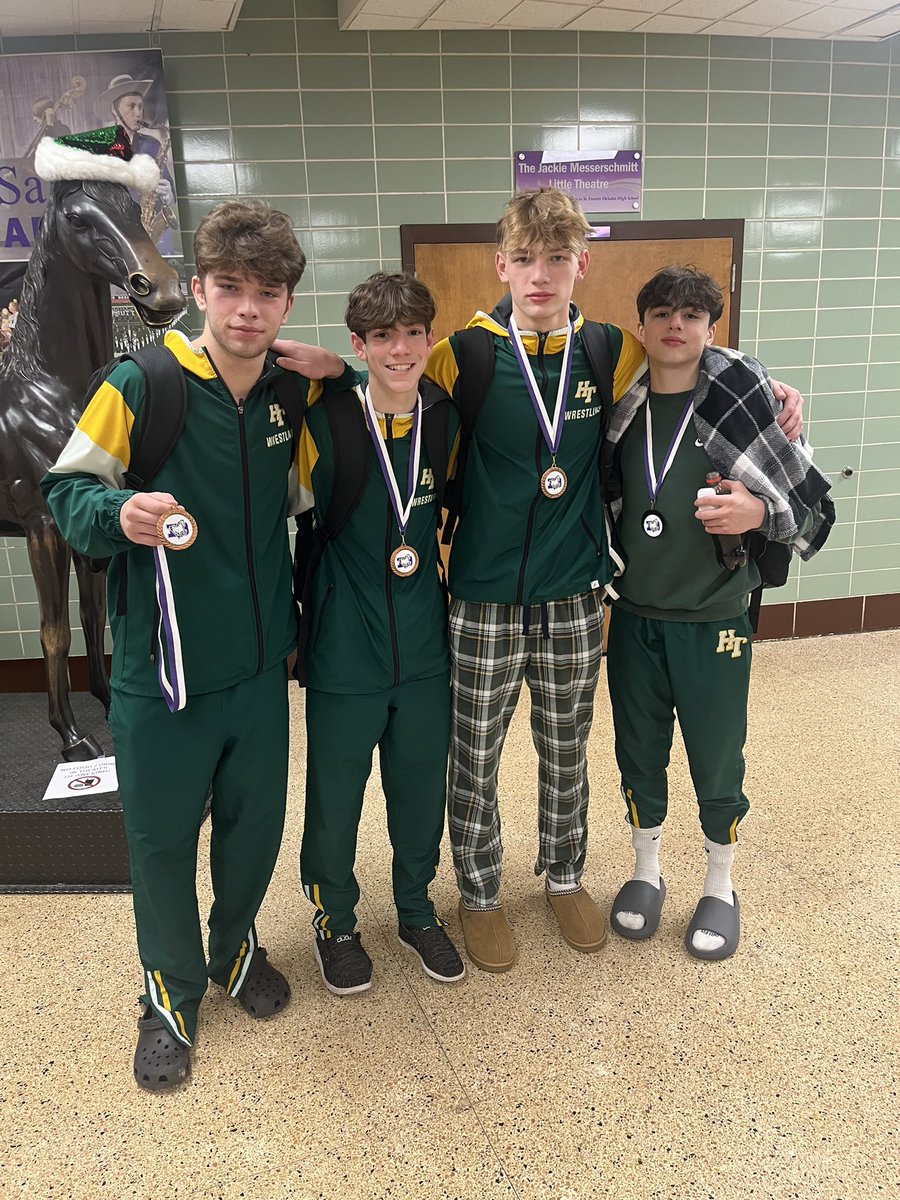 AOReillyHTR's tweet photo. HT 🤼 Rangers @ DeSales for the Mark Zimmer Classic
Team 7th out of 9
Placers
113 Duska🥉
120 Jobe 4th
132 Frazier 6th
150 Bowman 6th
157 J Ferrell🥉
175 C Ferrell🥉
190 Rogers 6th
@HamiltonLocalSD @HTHighSchool @mthompson_HT @InsideThe360 https://t.co/qnT7qil7Un