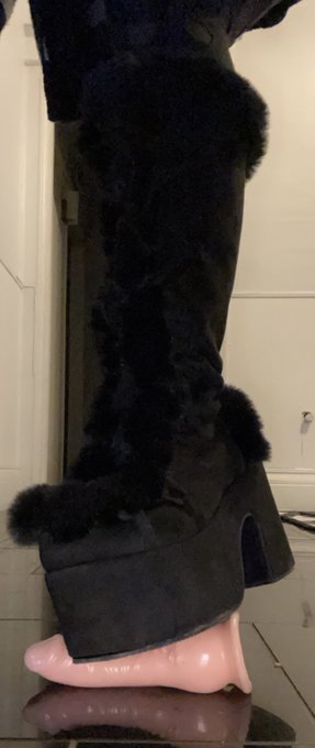 This is what good slaves deserve. #paypig #slave https://t.co/96qKcLYhvR<a href="/tag/paypig"class="tags">#paypig</a><a href="/tag/slave"class="tags">#slave</a>