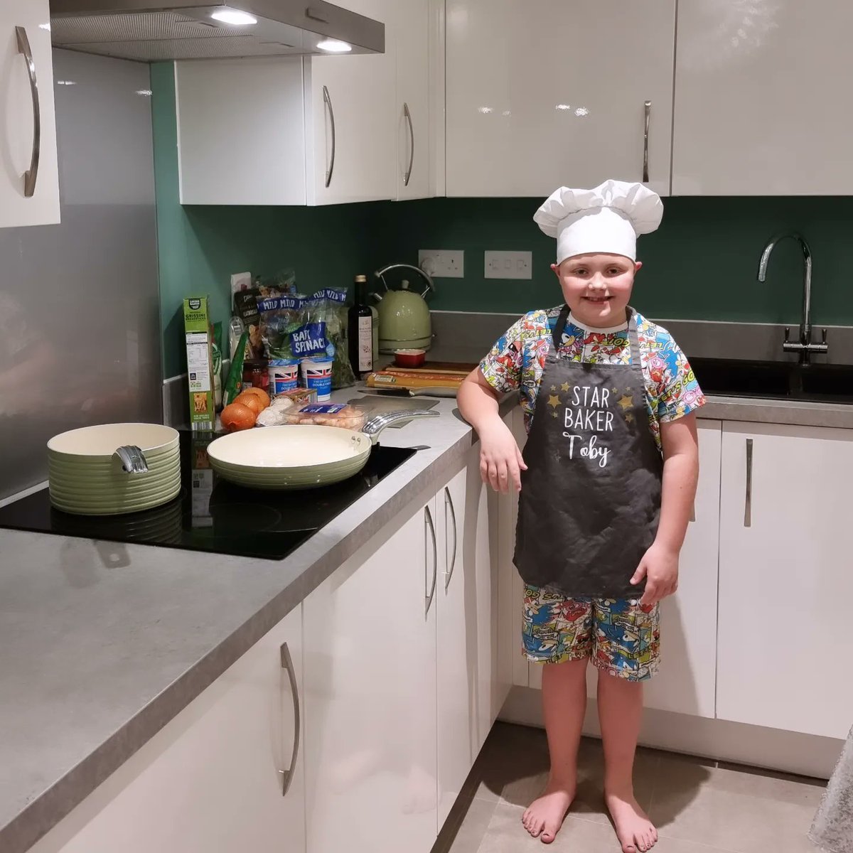 SarahLouise's tweet photo. Toby, who is 9 years old, cooked us a delicious prawn linguine for our family dinner tonight. He really wanted you to see it 
@GordonRamsay
He is aspiring to be a chef in the Savoy one day! 
@TheSavoyLondon
@savoygrill 
@thierrytomasin https://t.co/vlSmCFUtkM