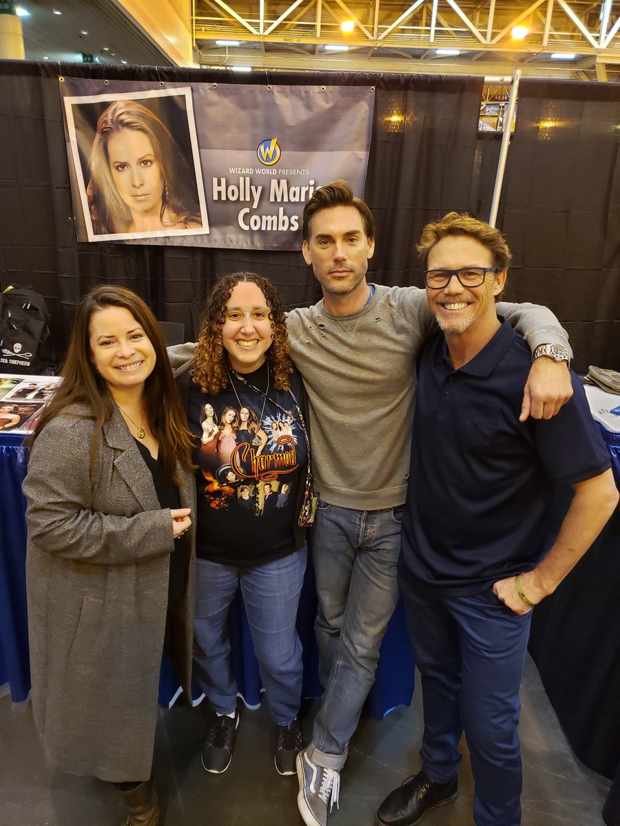 kaycblu's tweet photo. Sucks I can't be there this year but I will always remember 2019. Thank you again so much @H_Combs it was so awesome to meet you and I hope you are having an amazing time today!!! https://t.co/rVyh8cCpqv