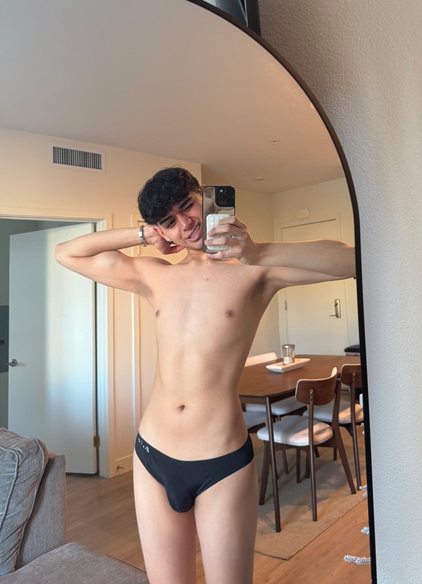 thebarbieetwink's tweet photo. Front or back 😈 

50% off OF 
https://t.co/M8oFRfXqEh https://t.co/7bDkRh6ghZ